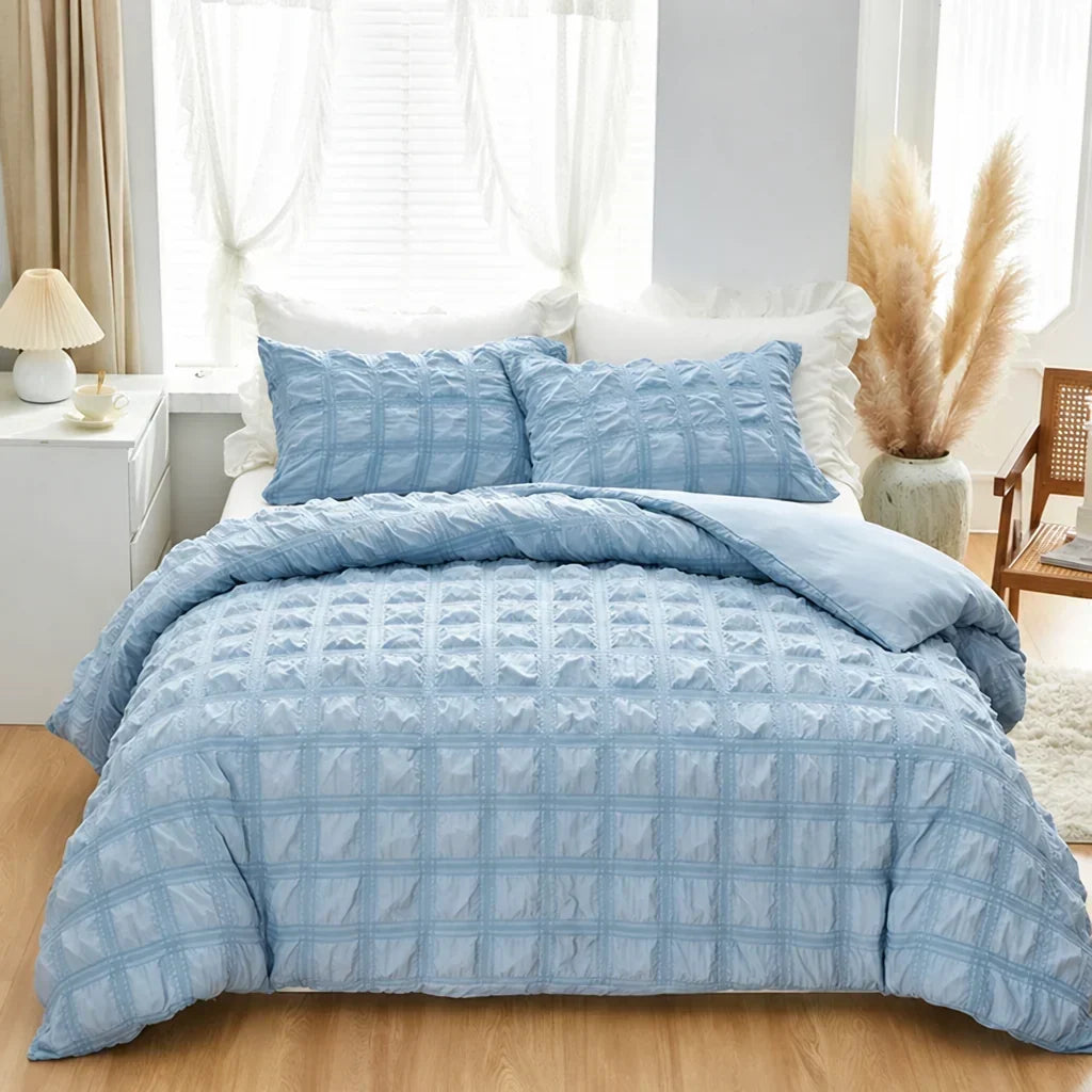 Bedding Set Pintuck Texture Breathable & Wrinkle-Resistant