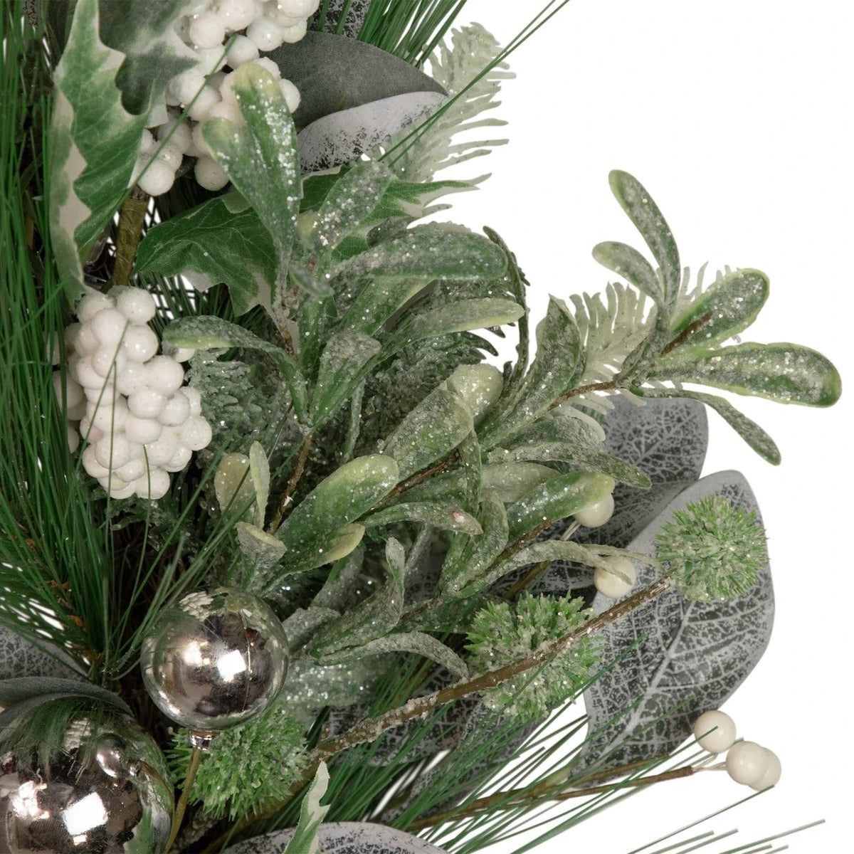 Christmas Wreath Frosted Pinecones & White Berries 24 Inch