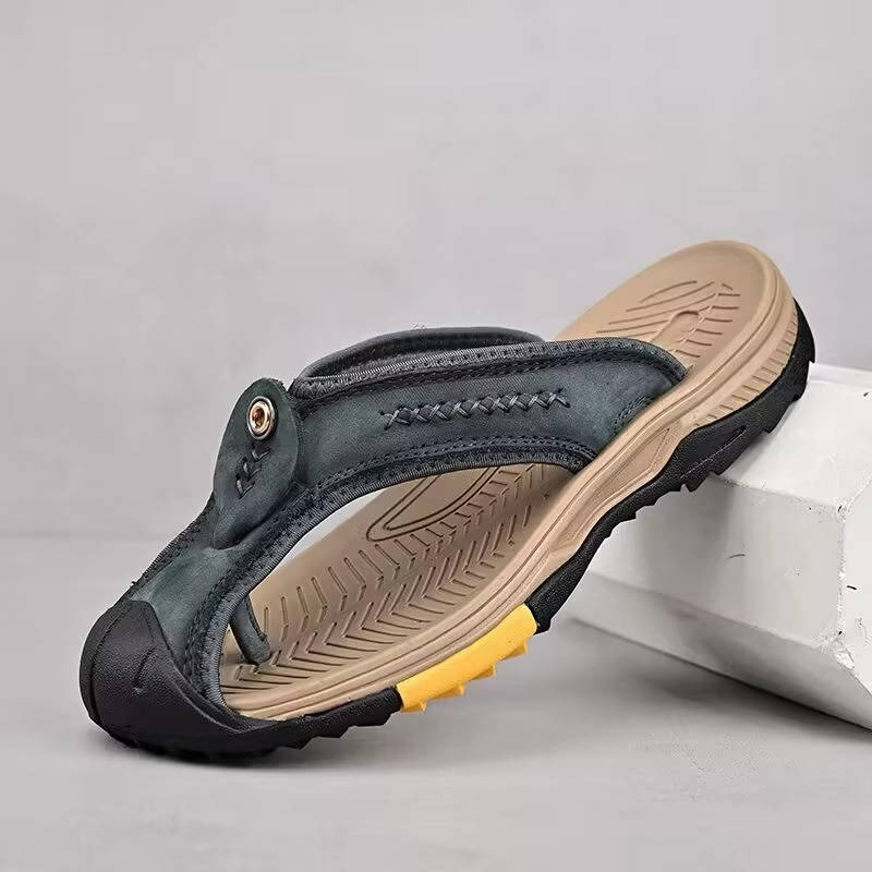 Closed-Toe Flip-Flops Protective Toe Cover Non-Slip Quick-Dry Upper
