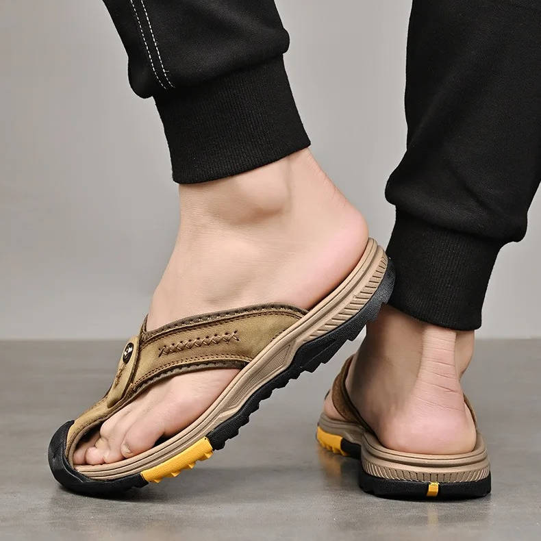 Closed-Toe Flip-Flops Protective Toe Cover Non-Slip Quick-Dry Upper