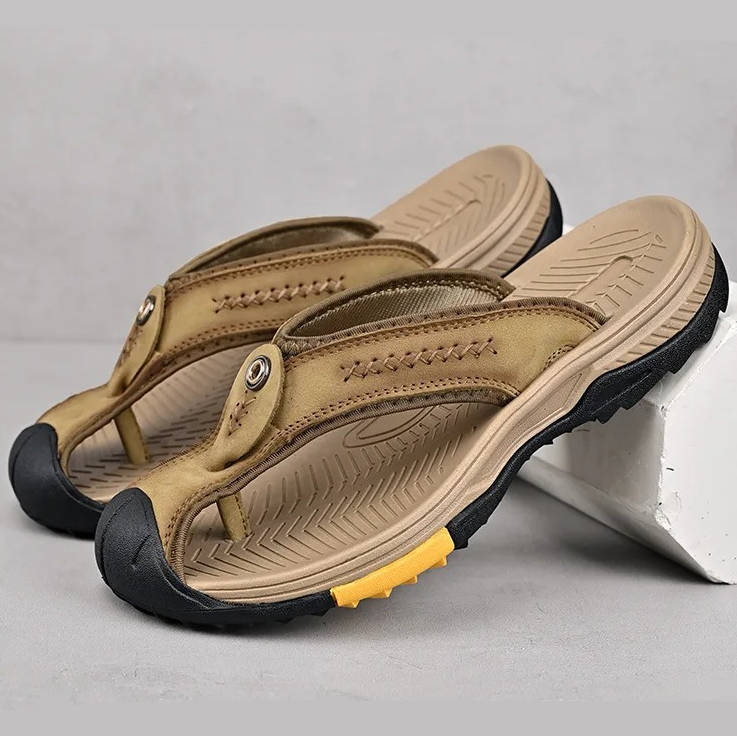 Closed-Toe Flip-Flops Protective Toe Cover Non-Slip Quick-Dry Upper