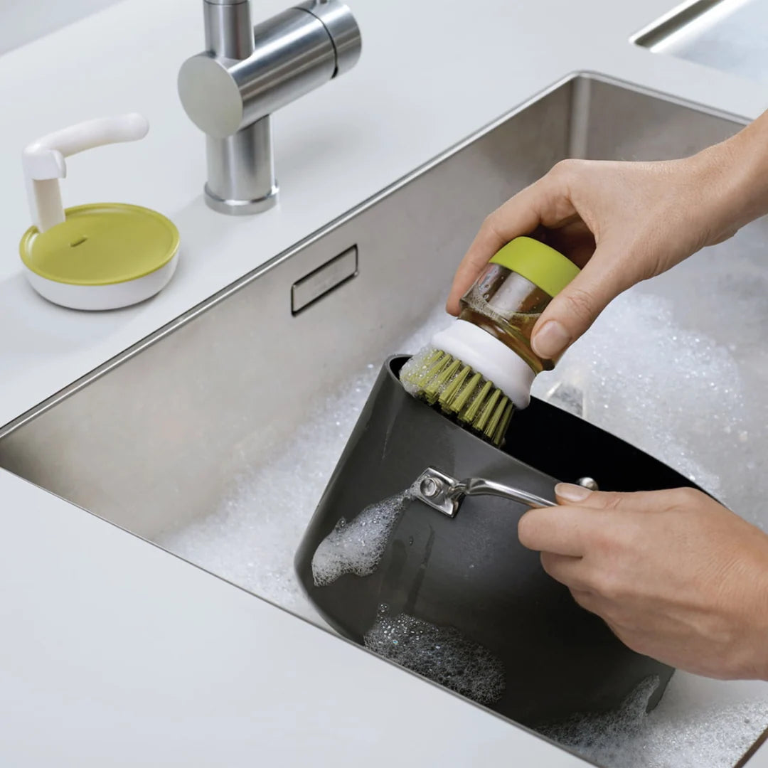 Dish Brush Integrated Detergent Dispenser Scratch-Resistant Bristles Drip Stand
