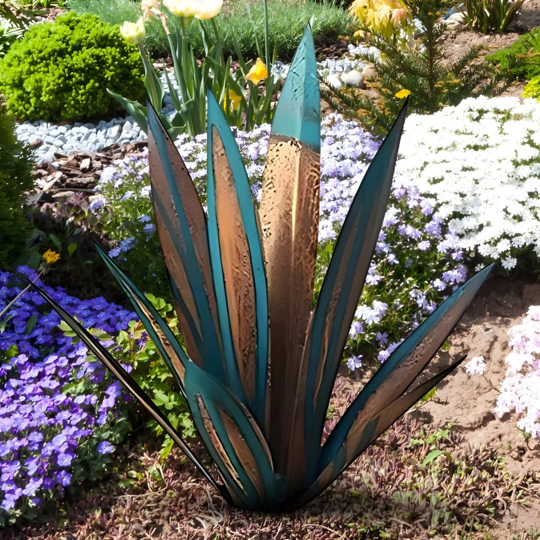 Garden Sculpture Weatherproof Metal 3D Leaf Design
