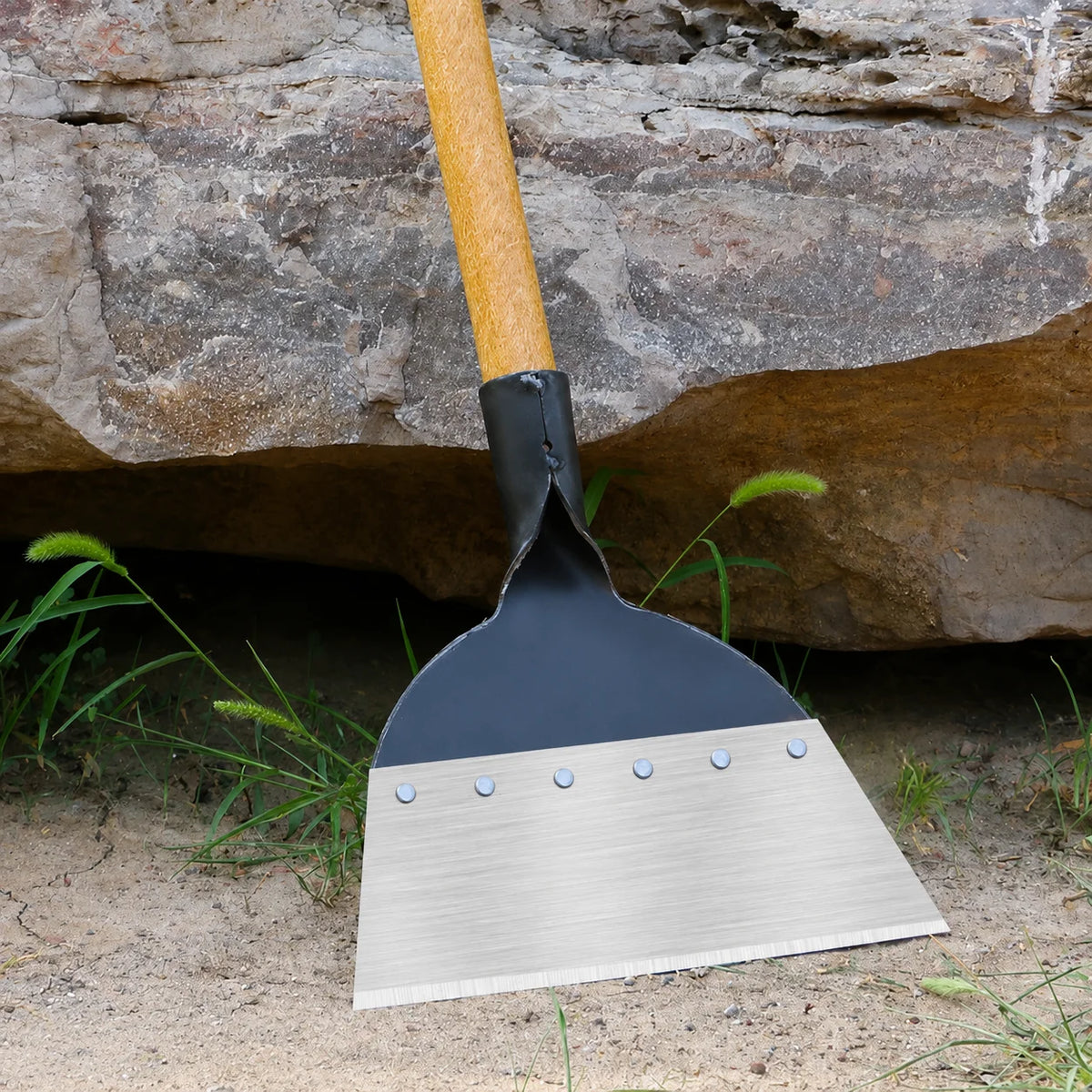 Garden Shovel Manganese Steel Weed, Ice & Moss Removal