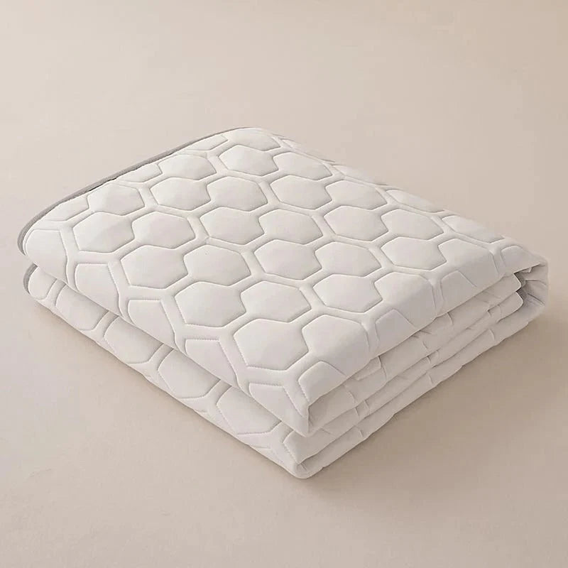 Mattress Pad Quilted Air-Channel Cooling Anti-Slip Backing