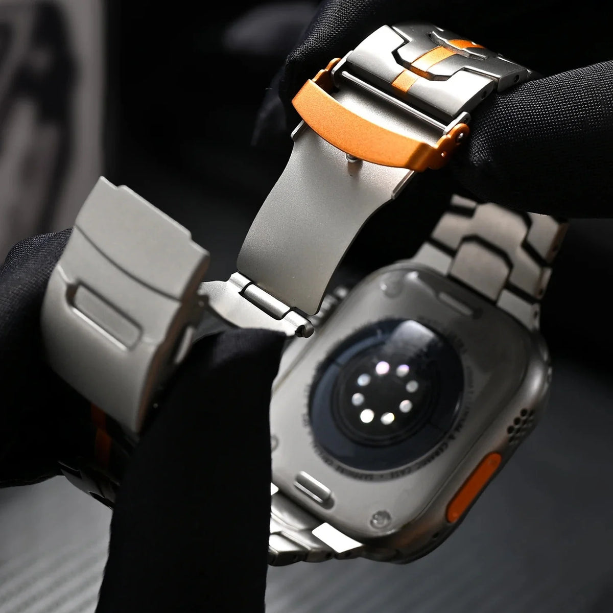 Smartwatch Band Titanium Hypoallergenic Clasp Quick Release