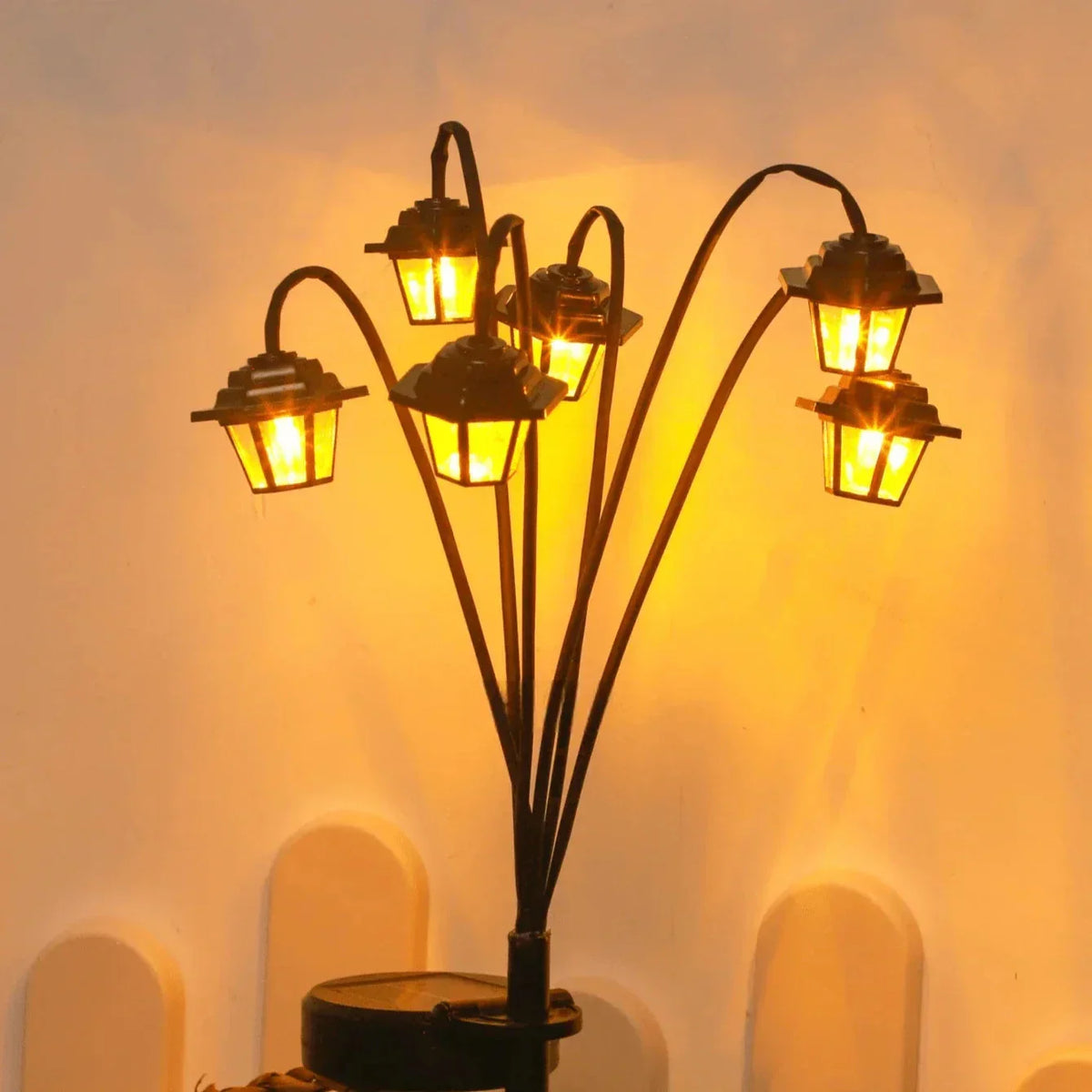 Solar Garden Lantern Automatic Dusk Sensor & Weatherproof
