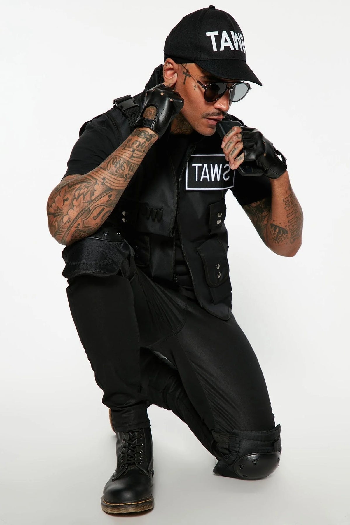 Tactical Costume Set Adjustable Vest Stretch Cap Fingerless Gloves
