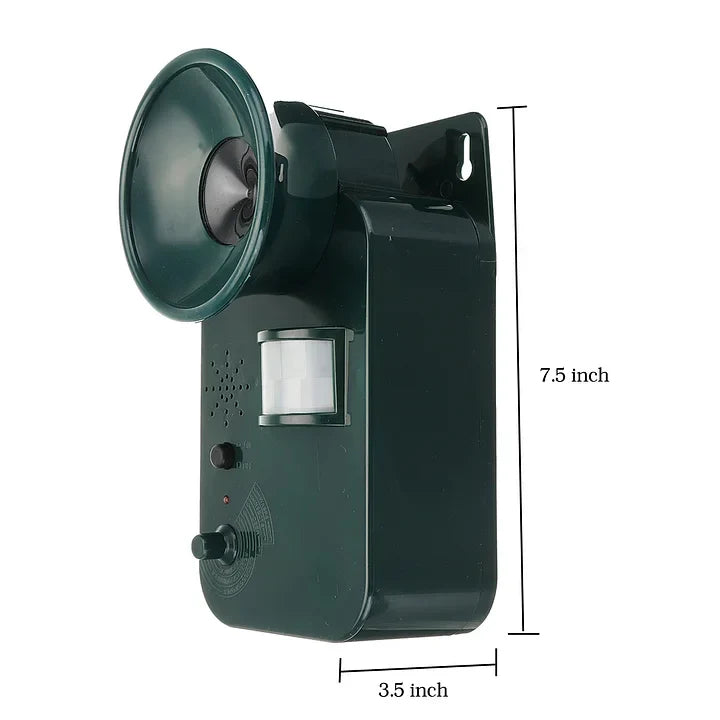 Ultrasonic Animal Repeller Motion-Activated & Flashing Light Weather-Resistant