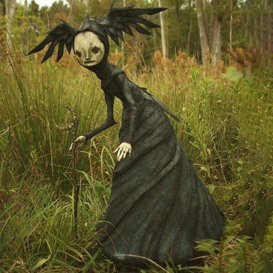 Witch Figurine Detailed Facial Features Tabletop Decor