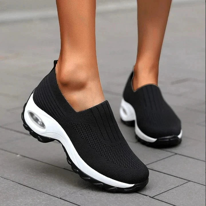 Women's Slip-On Shoes Cushioned Arch & Heel Support
