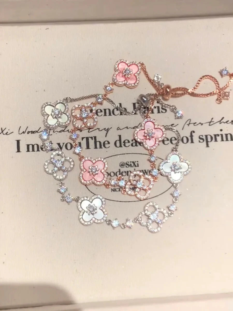Bracelet Floral Shell & Crystal Gold-Plated Tarnish-Resistant
