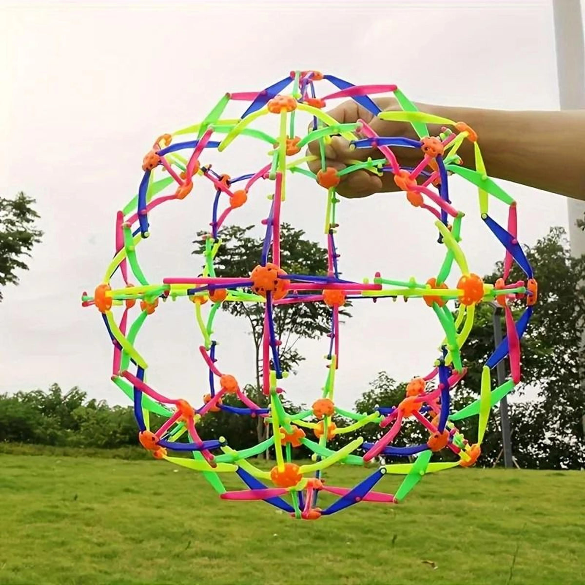 Breath Ball Expandable Geometric Lattice