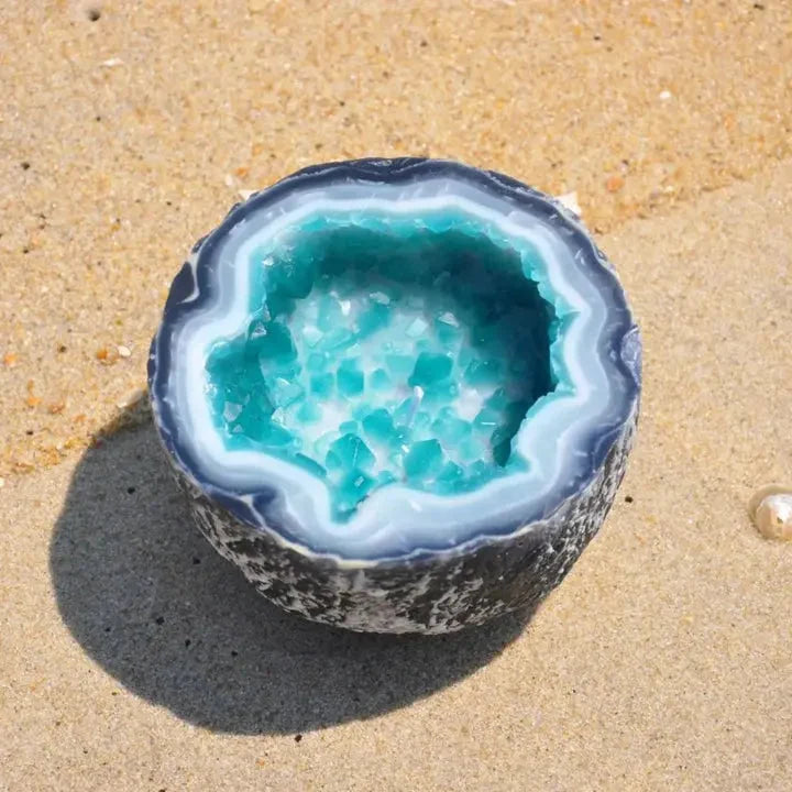 Candle Crystal Geode Bowl Natural Wax & Even Flame