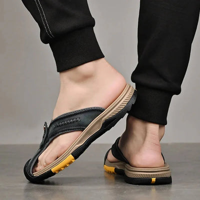 Closed-Toe Flip-Flops Protective Toe Cover Non-Slip Quick-Dry Upper