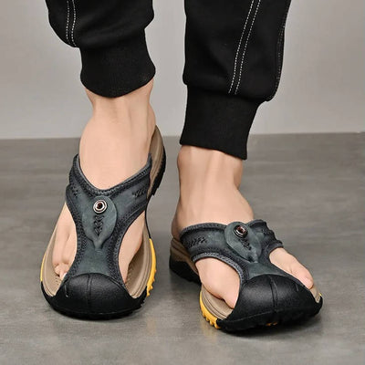 Closed-Toe Flip-Flops Protective Toe Cover Non-Slip Quick-Dry Upper