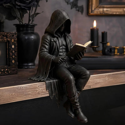 Figurine Gothic Hooded Resin 2.95 Inch
