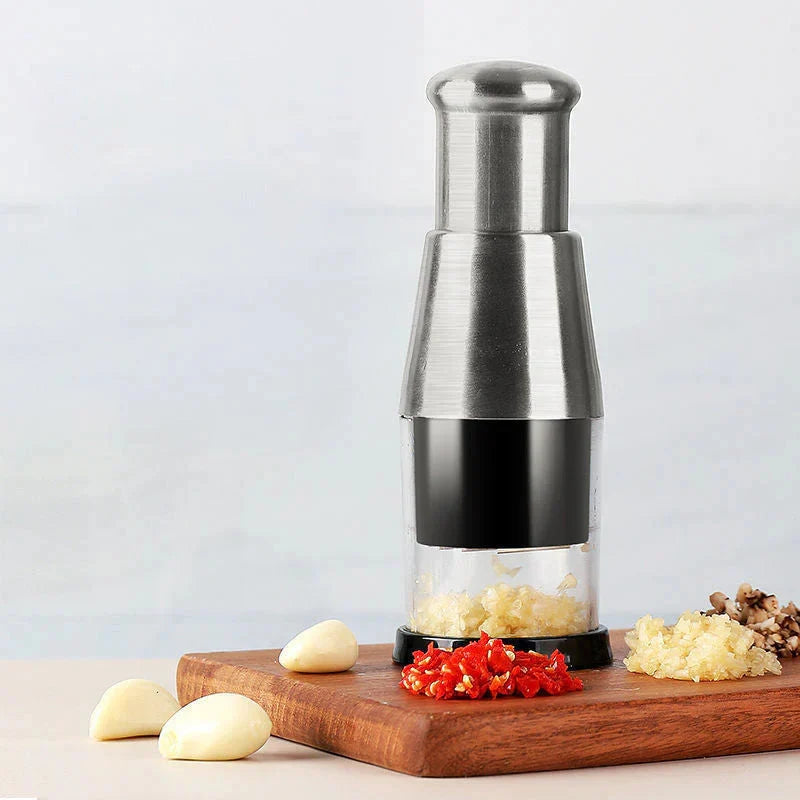 Garlic Chopper Enclosed Chamber Stainless Steel Blades & Ergonomic Grip