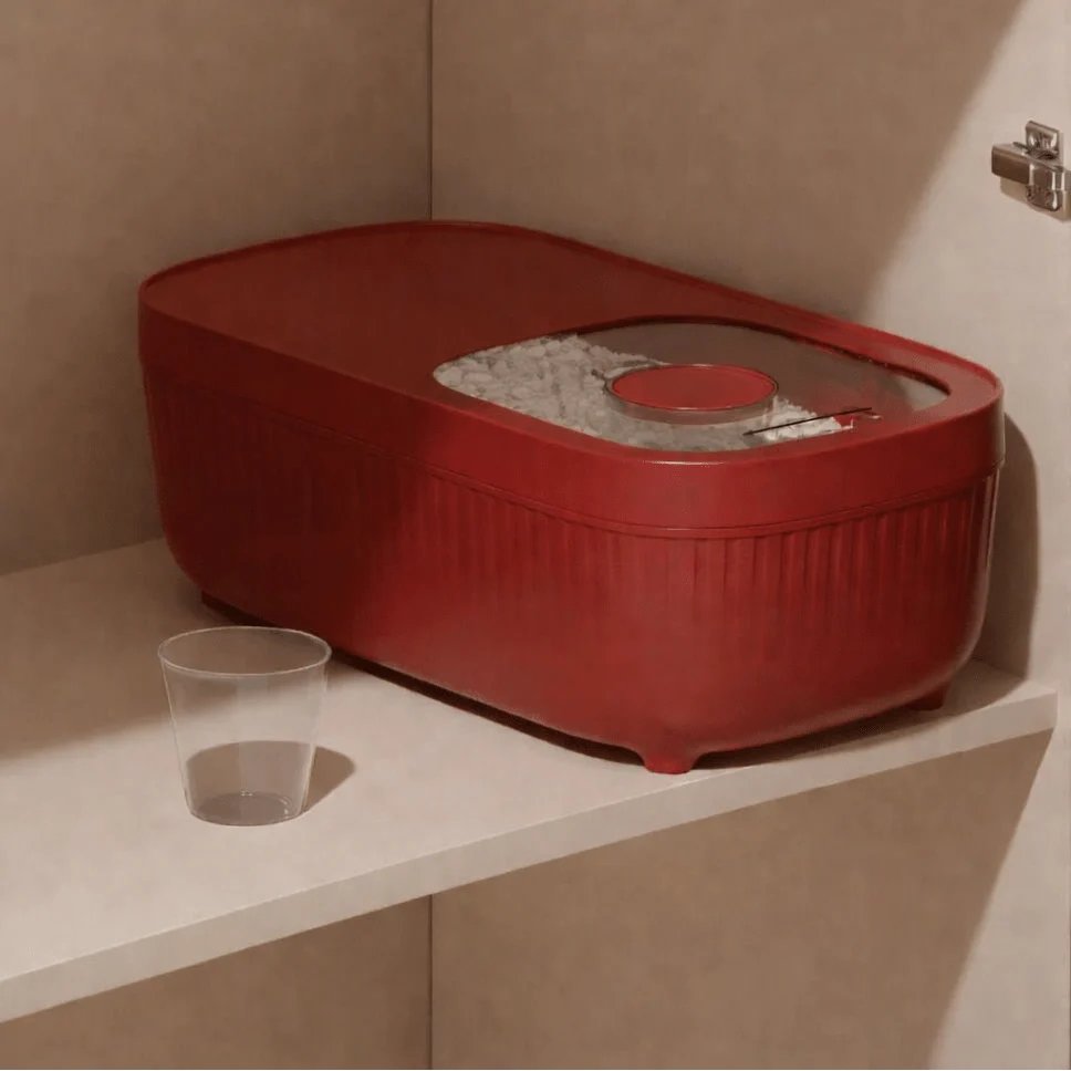 Pet Food Storage Container Airtight Locking Lid BPA-Free Plastic