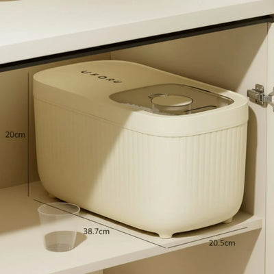 Pet Food Storage Container Airtight Locking Lid BPA-Free Plastic