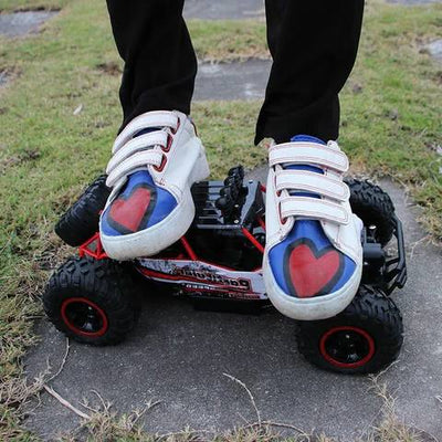 RC Truck 4x4 Off-Road Shockproof Suspension 30-Minute Playtime