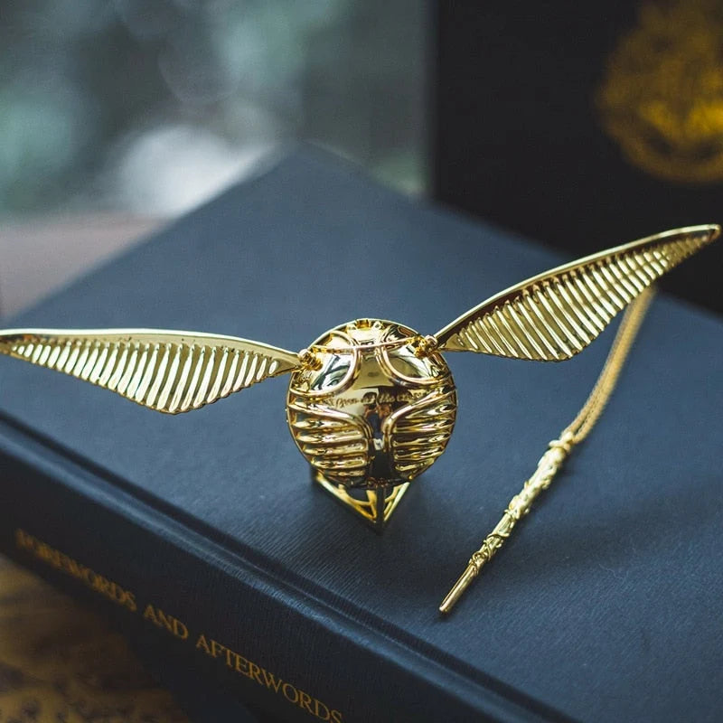 Ring Box Movable Wings Gold Finish