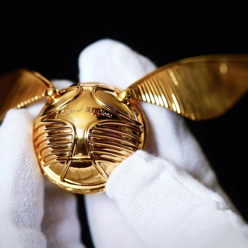 Ring Box Movable Wings Gold Finish