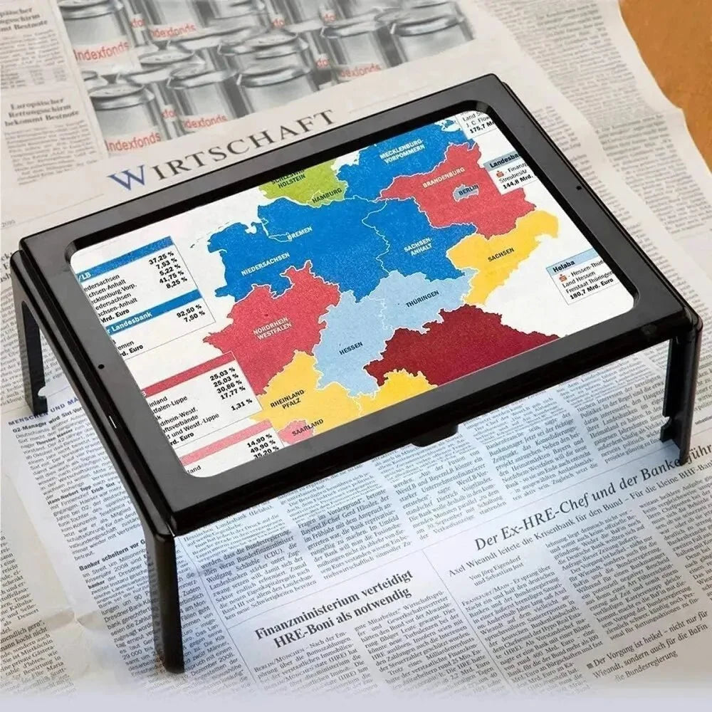 Tabletop Magnifier 3× Magnification LED Lights Foldable Design