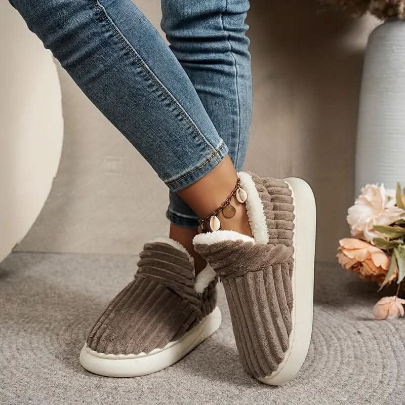 Thermal Slippers Vegan Fleece Lining Non-Slip Rubber Sole Machine-Washable