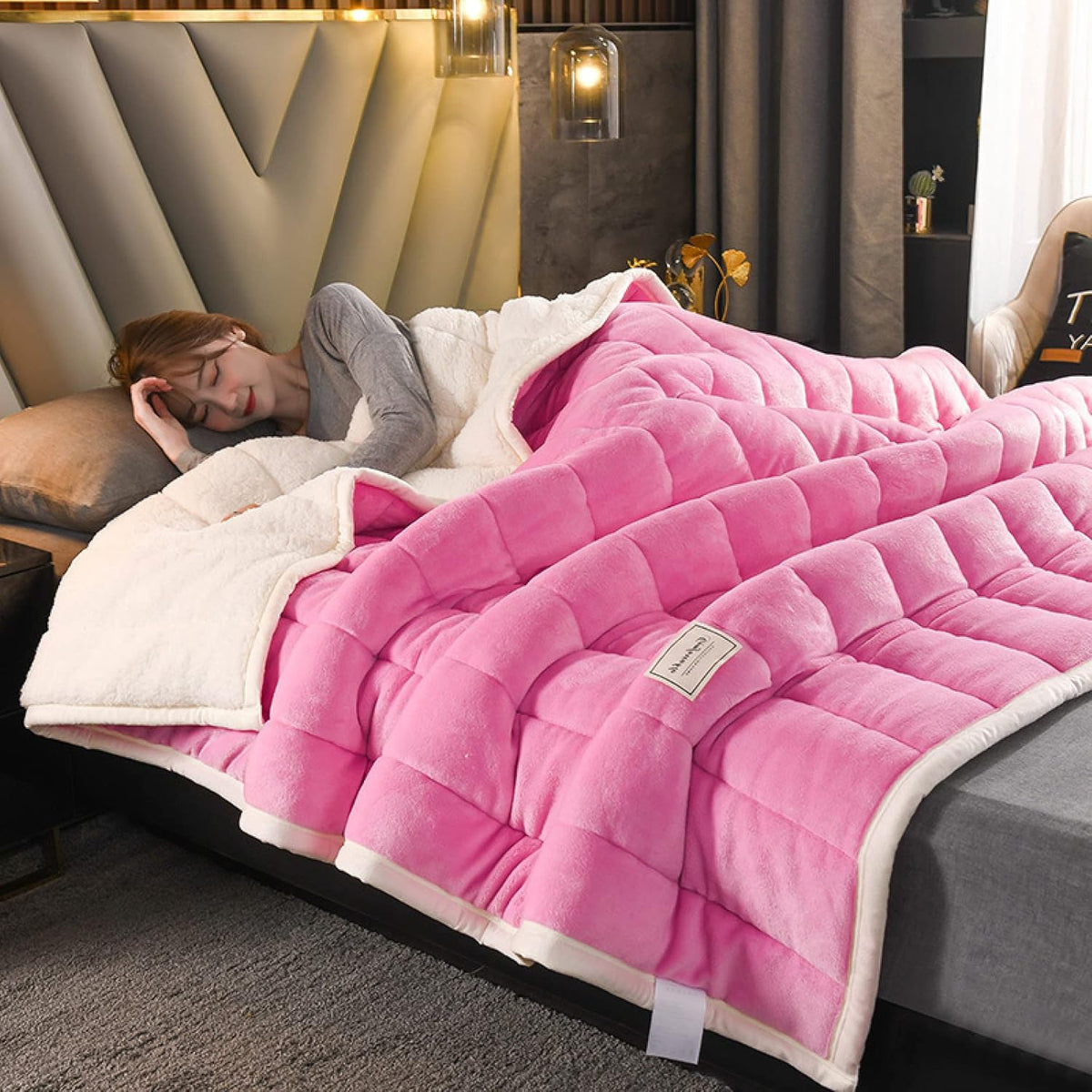 Throw Blanket Double-Layer Plush Fleece Extra-Warm