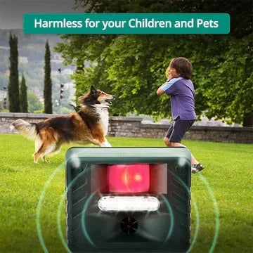 Ultrasonic Animal Repeller Motion-Activated Solar-Powered 70 Foot Range