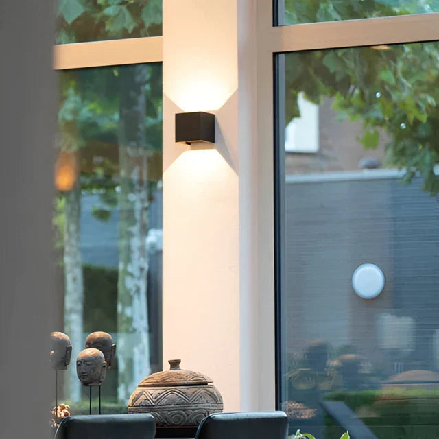 Wall Lamp Cordless Up & Down Sensor Warm White