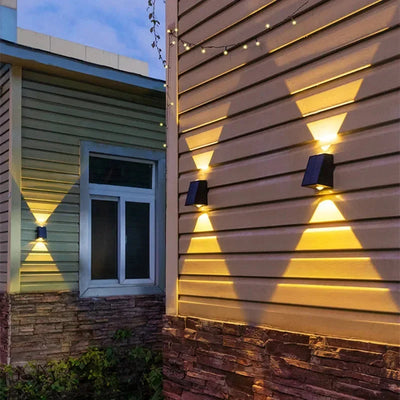 Wall Light Solar Dusk-To-Dawn Weatherproof