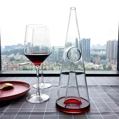 Wine Decanter Pyramid Shape Drip-Free Waterfall Spout